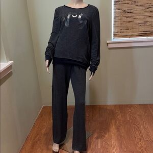 Wildfox Gray Lounge Set That says No 9 Size M